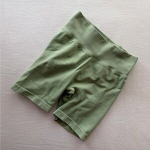 DFYNE Green Women's Bike Shorts